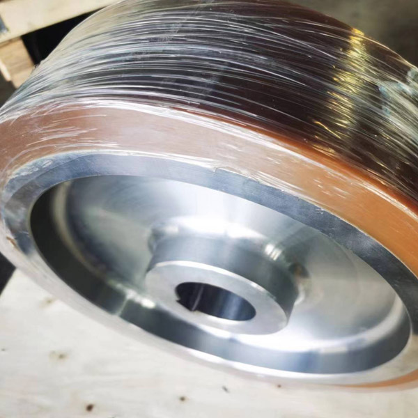 可移动货叉堆垛机包胶驱动轮