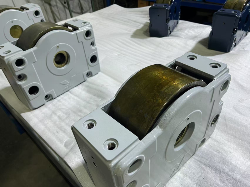 轨道搬运车箱式行走轮