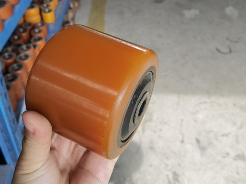 林德T20SP叉车承载轮85*115总成