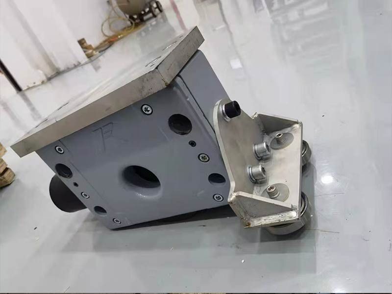 AGV轨道台车轮组